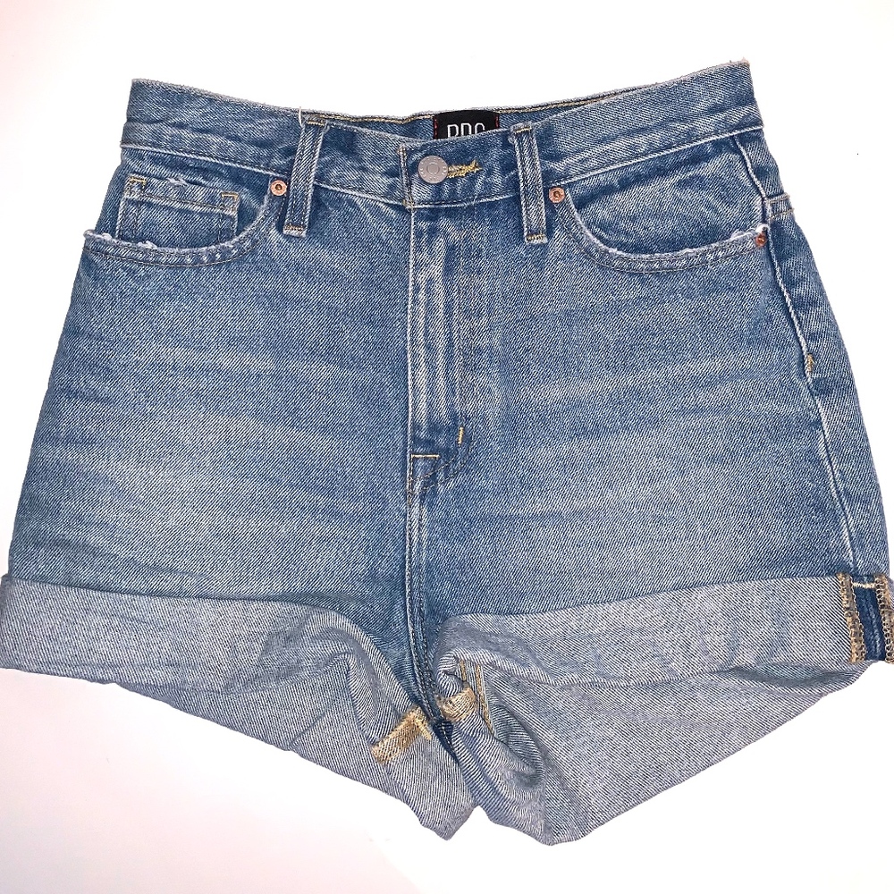 BDG Mom High-Rise Denim (Jean) Shorts